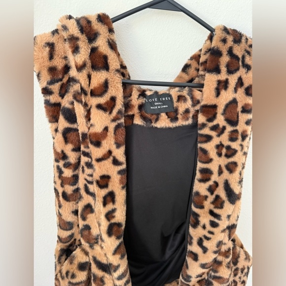 Love Tree Leopard Print Teddy Jacket - Picture 3 of 5